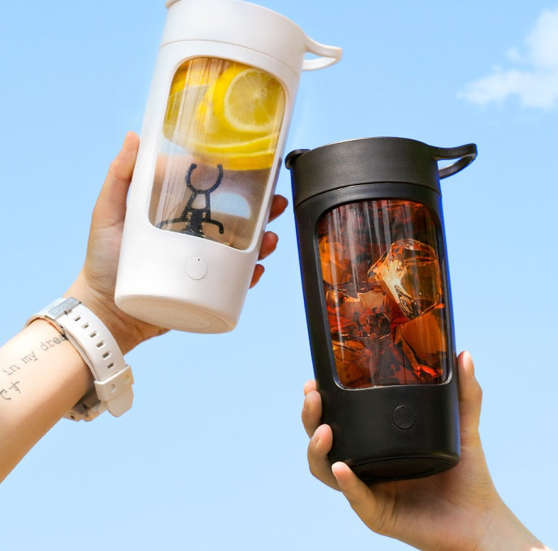 Blender portable USB préparation smoothie fruits