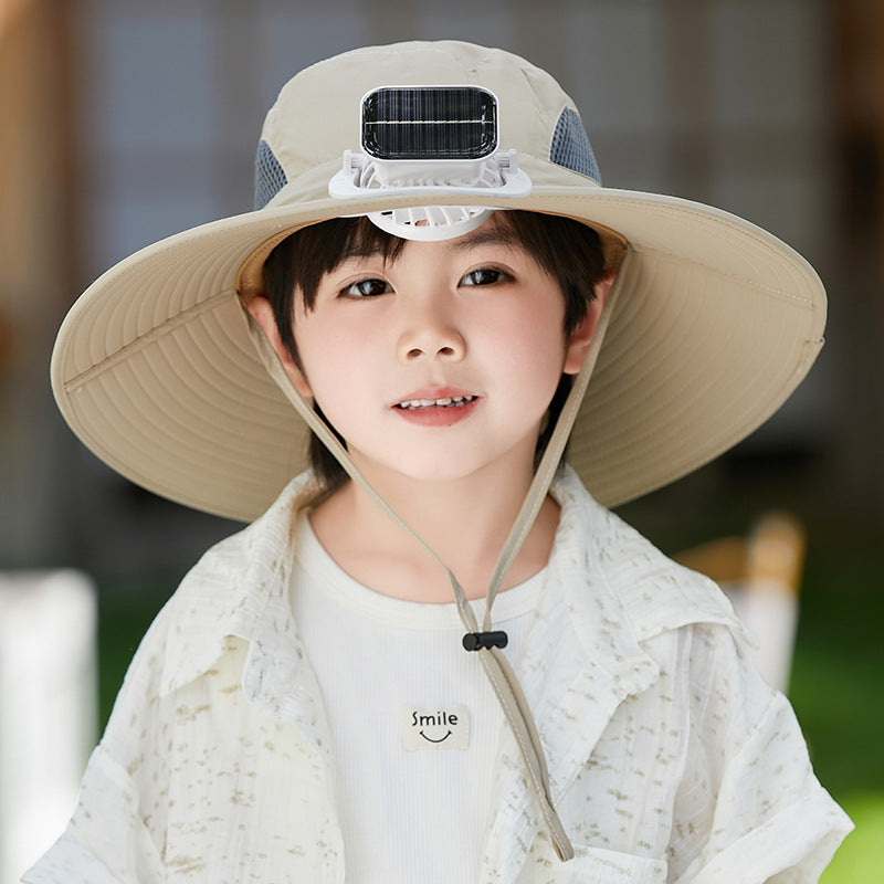 Casquette solaire puissante Breeze détail panneau solaire