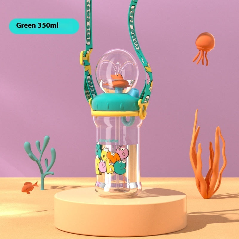 Gourde baleine Glouglous en situation d'utilisation